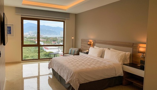 Suite, 1 cama de matrimonio grande (Top Floor)