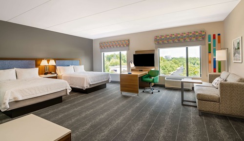 Suite, 2 camas de matrimonio, no fumadores (Mobility & Hearing, Roll-in Shower)