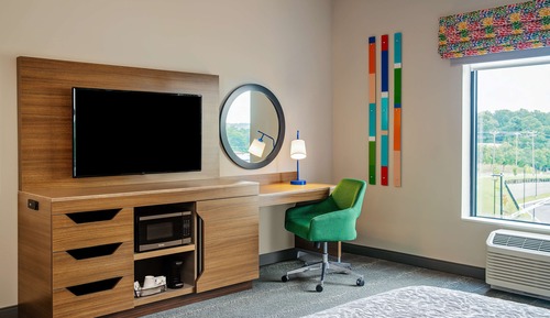 Habitación, 1 cama de matrimonio grande con sofá cama, accesible para personas con discapacidad