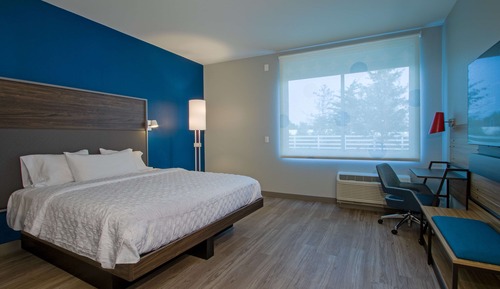 Habitación, 1 cama de matrimonio grande, bañera (Mobility & Hearing)