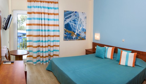 Habitación con 1 cama doble o 2 individuales, vistas al mar