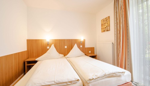 Habitación Confort con 1 cama doble o 2 individuales