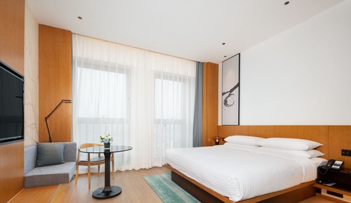 Habitación estándar, 1 cama de matrimonio grande, en esquina