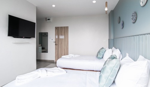 Habitación clásica con 2 camas individuales