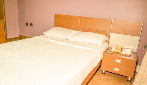 Habitación clásica, 1 cama doble, vistas al jardín, en esquina