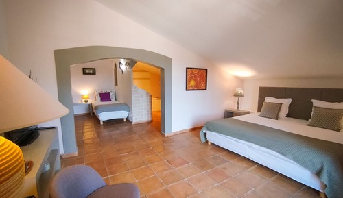 Habitación estándar doble, baño privado (El Miura)