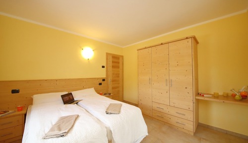 Apartamento familiar, 2 habitaciones, junto a la montaña (Sole Ski in- Ski out 50m)
