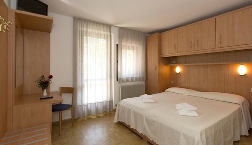 Habitación con 1 cama doble o 2 individuales