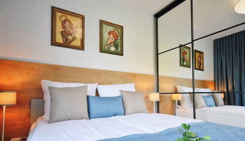 Apartamento Deluxe, 1 cama de matrimonio con sofá cama, acceso a la piscina, vistas al parque