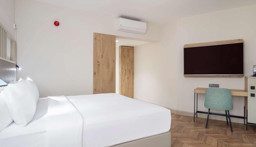 Habitación, 1 cama de matrimonio grande, accesible para personas con discapacidad