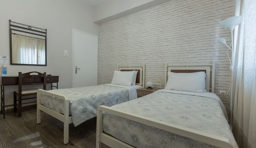 Habitación estándar con 1 cama doble o 2 individuales