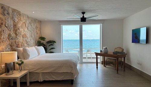 Estudio exclusivo, vistas al mar, en edificio anexo