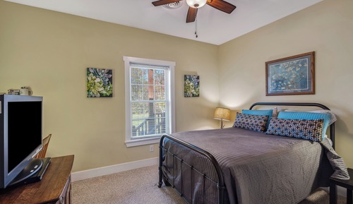 Casa, varias camas (Summerfield Cottage at Sleepy Creek)