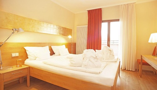 Suite, patio, en edificio anexo