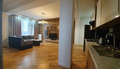 Apartamento de lujo, 2 habitaciones, vistas a la montaña