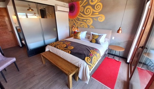 Habitación Signature doble, 1 cama de matrimonio grande, balcón, vistas a la piscina