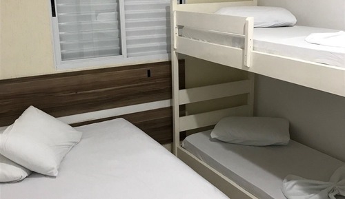 Apartamento familiar, varias camas, no fumadores