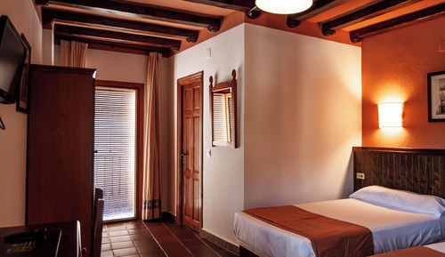 Habitación con 2 camas individuales, vistas a la montaña