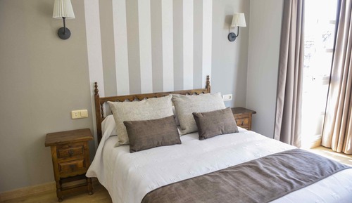 Habitación con 1 cama doble o 2 individuales