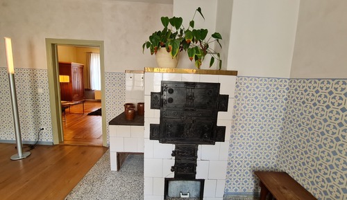 Apartamento Confort, 2 habitaciones, cocina, entresuelo (Gruen)
