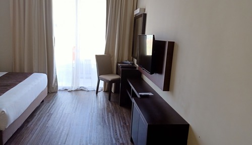 Habitación superior, 1 cama de matrimonio grande, vistas al mar