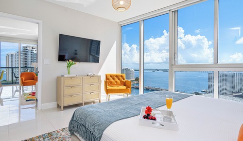 Presidential Corner Apart, 2/2 and Sofa Bed, Ocean View2210