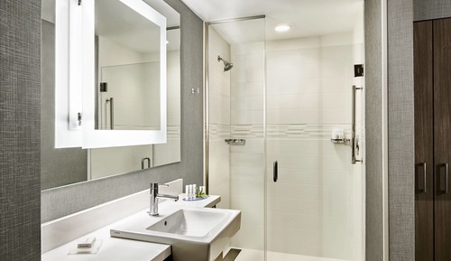 Suite, 1 cama de matrimonio grande, no fumadores (Mobility Accessible, Tub)