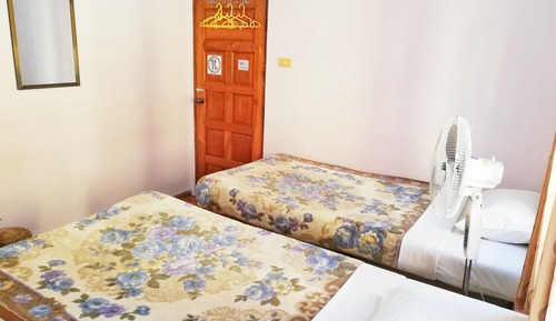Habitación económica con 2 camas individuales
