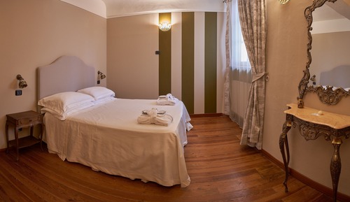 Habitación Deluxe doble, 1 cama de matrimonio, no fumadores