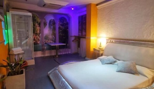 Suite (Ibiza)