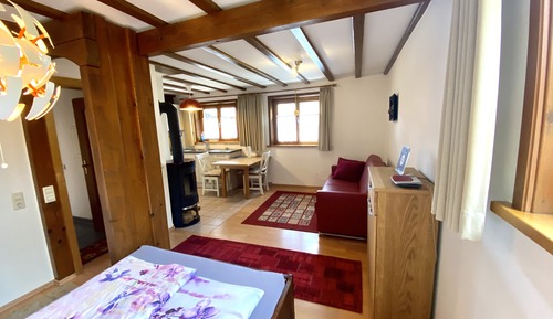 Studio Apartment 