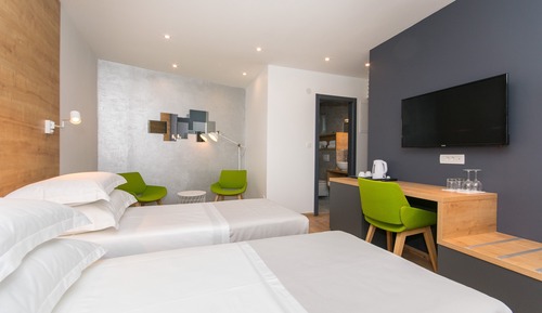 Habitación Deluxe con 1 cama doble o 2 individuales, 1 cama doble o 2 individuales, mirando al mar