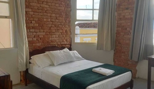 Habitación estándar con 1 cama doble o 2 individuales, 1 habitación, no fumadores
