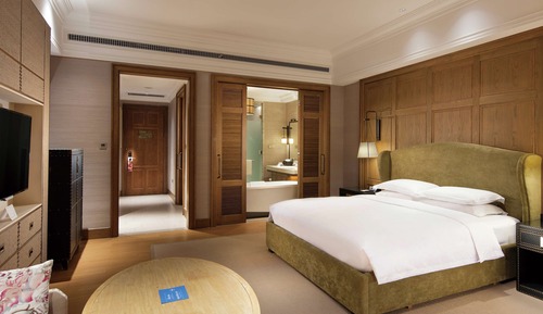 Habitación Deluxe, 1 cama de matrimonio grande, balcón