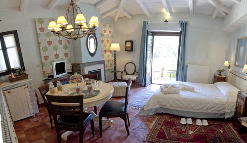Villa Deluxe (1 space)