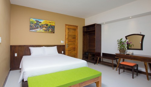 Habitación Deluxe, 1 cama de matrimonio, vistas a la piscina