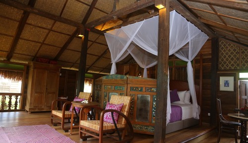 Villa (Teriang)