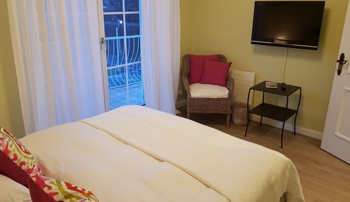 Habitación, balcón (Cosy)