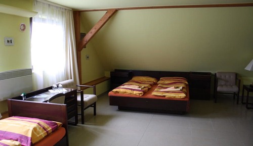 Habitación clásica, varias camas