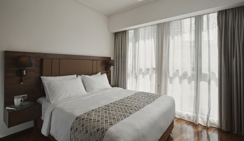 Apartamento Premier, 2 habitaciones, cocina, vistas a la ciudad