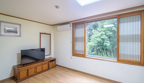 P02) Ondol Pension for 4 people (Kitchenette)
