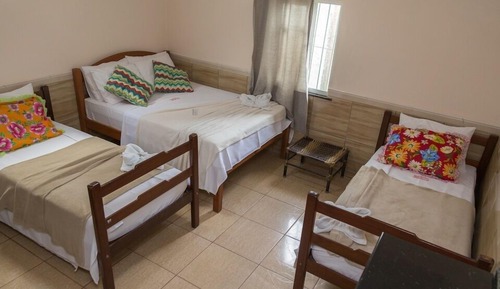Habitación cuádruple estándar, varias camas