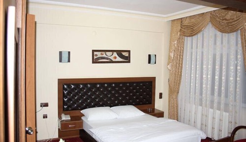 Habitación estándar con 1 cama doble o 2 individuales