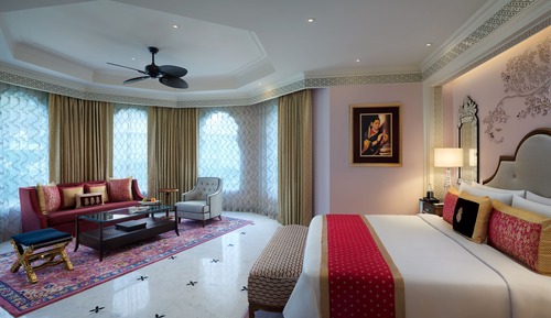 Suite (Palace)