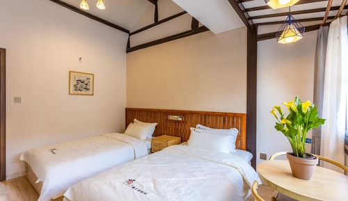 Habitación estándar con 2 camas individuales, 1 habitación, no fumadores, vistas al patio (Yue Shu)