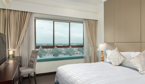 Apartamento, 3 habitaciones, no fumadores, vistas a la ciudad