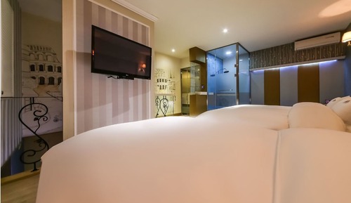 Dúplex familiar (Party Room A)
