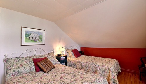 Habitación familiar, varias camas