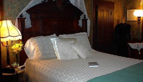 Habitación Elite, 1 cama de matrimonio, baño privado, vistas al jardín