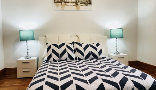 Casa Deluxe